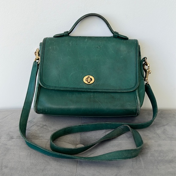 Coach Handbags - Rare Vintage Coach Court purse green leather made in the USA with Certification